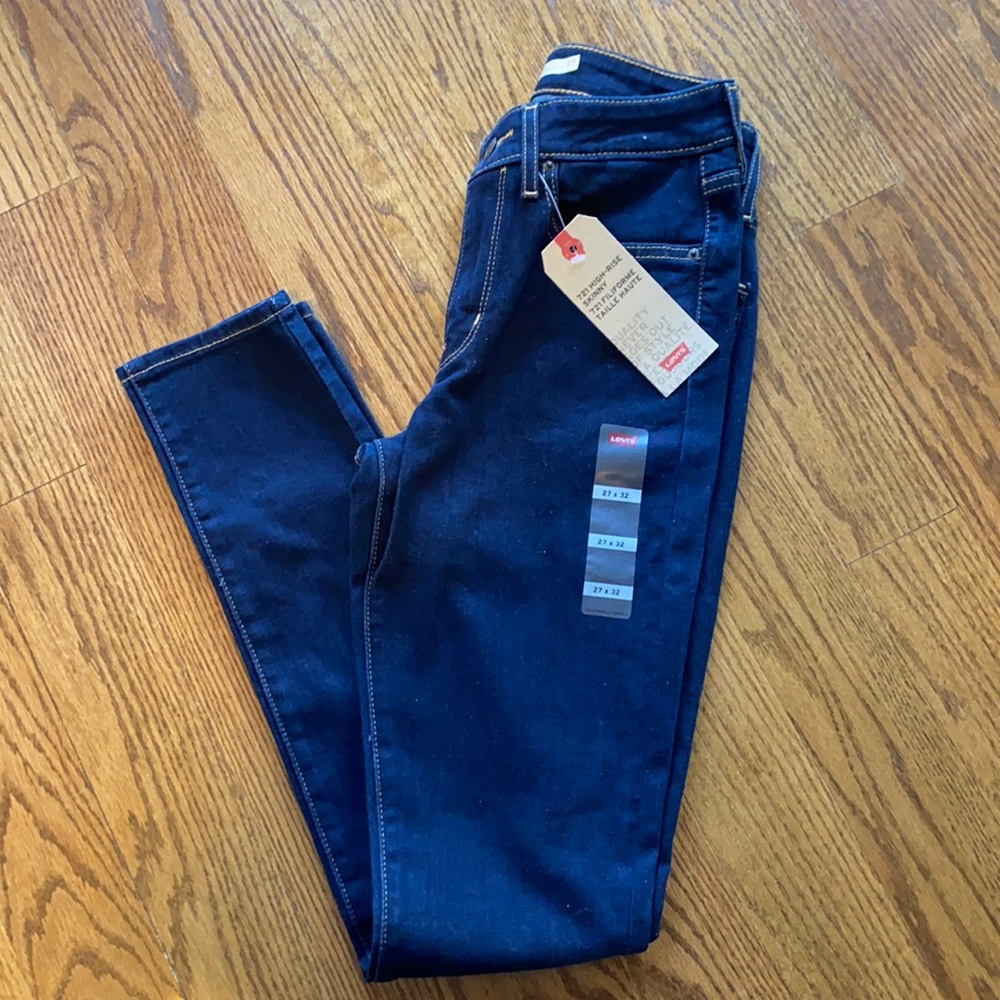 Levi’s High rise skinny jeans